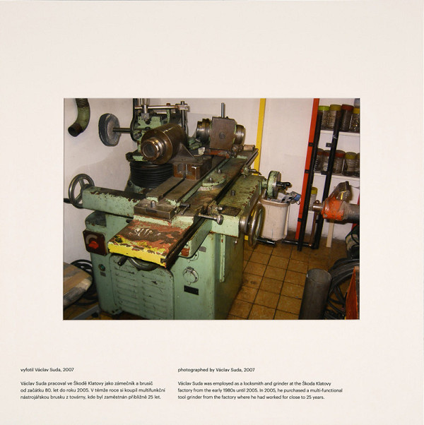 Jiří Skála – Dvě skupiny předmětů / Two families of objects 