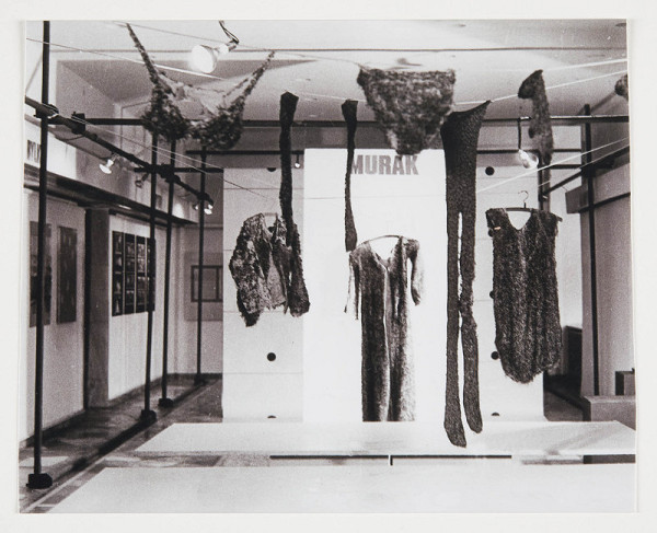 Teresa Murak – Galeria Współczesna, Warsawa (pohled do instalace); 