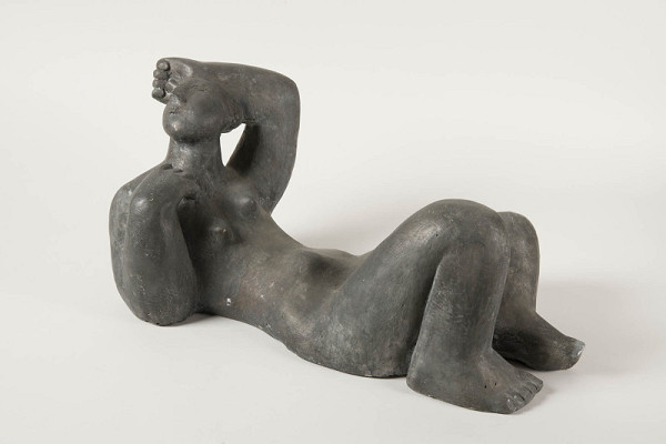 Alena Honcová – Ležící 