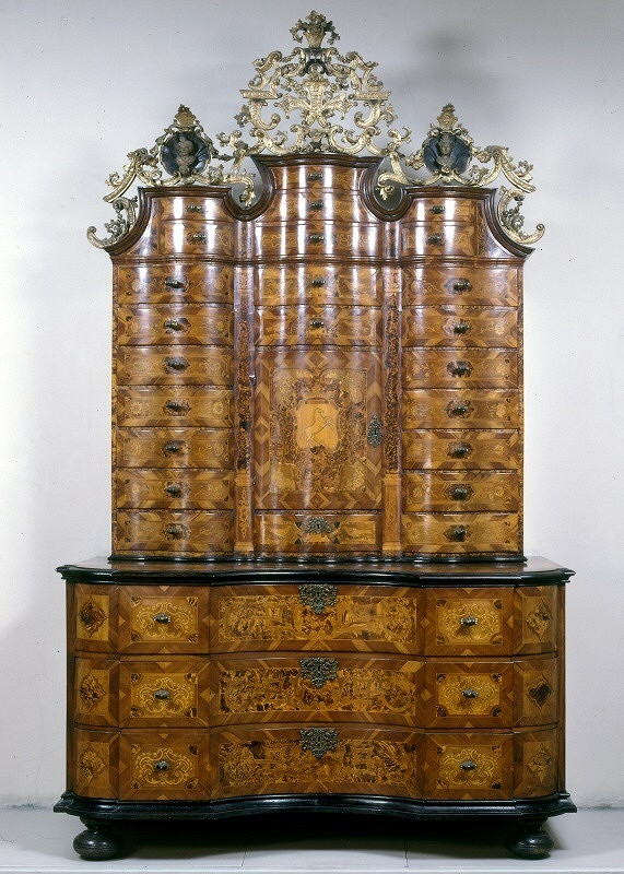 Neznámy autor – skříň zásuvková 