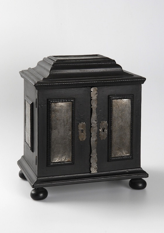 Neznámy autor – Skříňka 