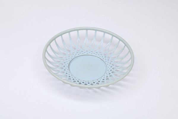 Bohumil Kubát – Bez názvu (ošatka kruhová, modrá) 