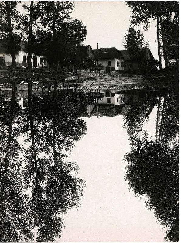 Rudolf Bruner-Dvořák – Vesnice s rybníkem za Prahou