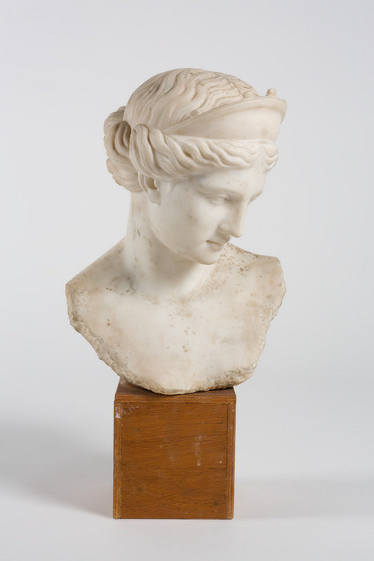 Slovenský sochár z 1. tretiny 19. storočia – Hlava rimanky 