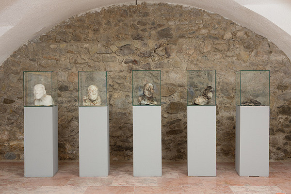 Ladislav Čarný – Putrefactio est omnium mater