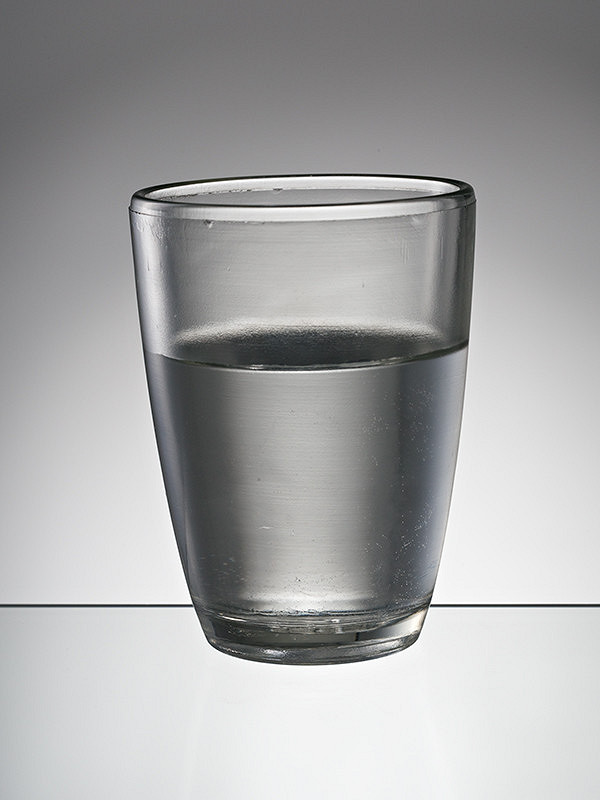 Július Koller – Pohár čistej vody 