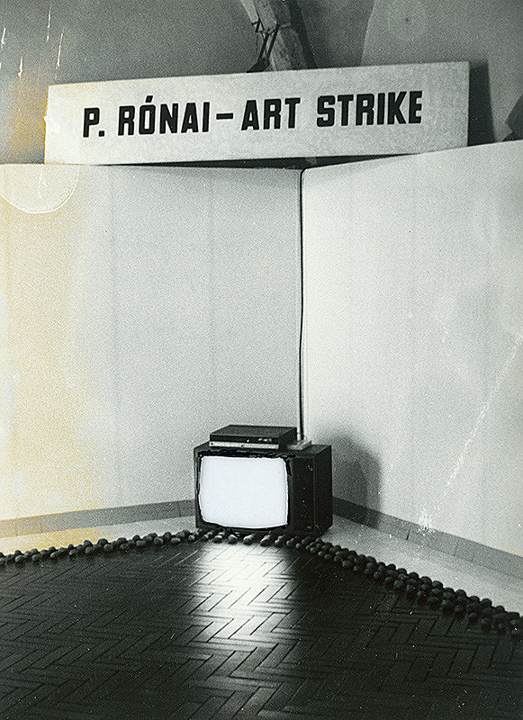 Peter Rónai – Art strike