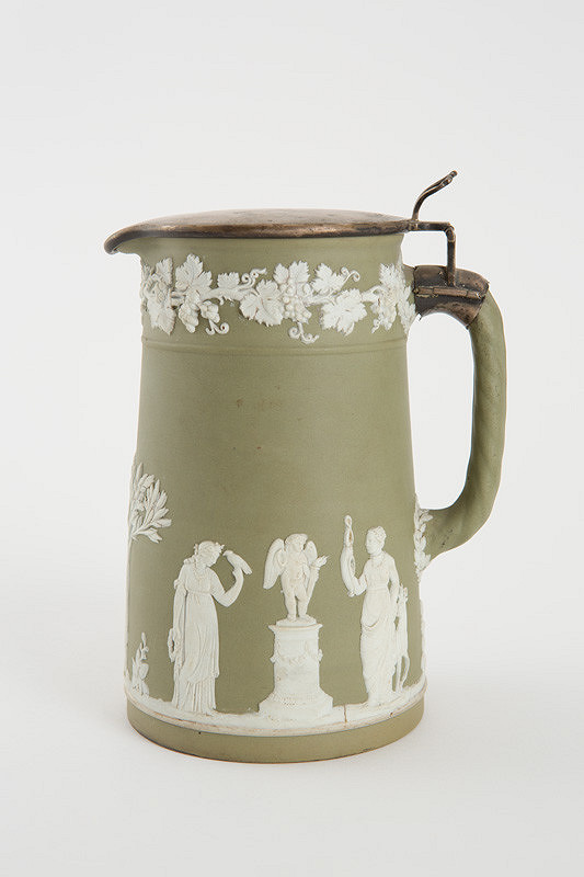 Josiah Wedgwood – Konvica so strieborným uzáverom 