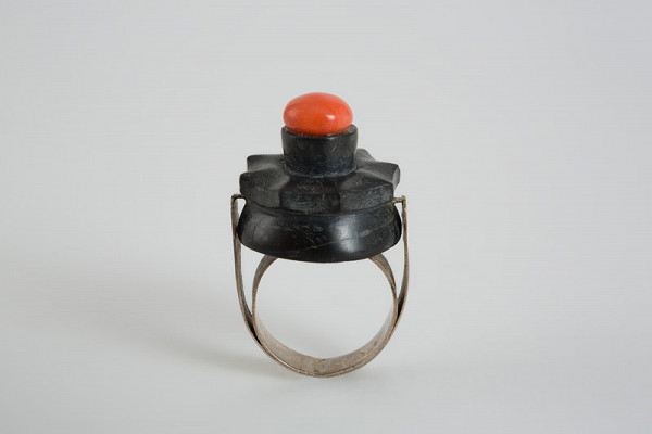 Imrich Svitana – Šperk-prsteň
