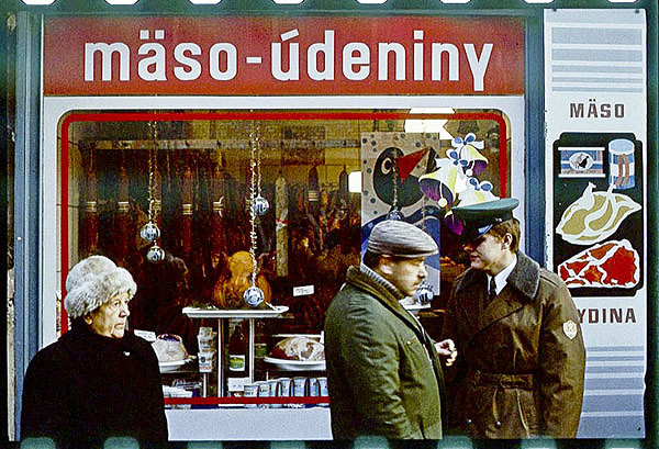 Ľubo Stacho – Výklad Hydina, Obchodná ulica č. 24