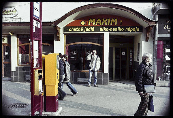 Ľubo Stacho – Výklad Hydina, Obchodná ulica č. 24 