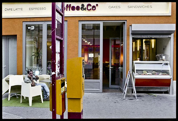 Ľubo Stacho – Výklad Hydina, Obchodná ulica č. 24