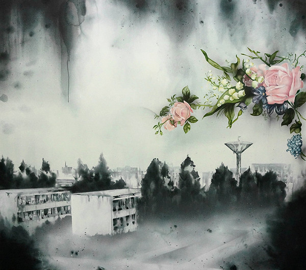 Lucia Tallová – Porcelain Roses