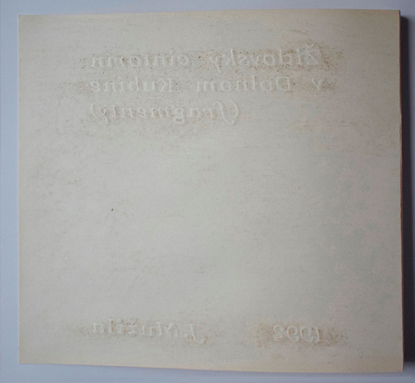 Jozef Mužila – Židovský cintorín v Dolnom Kubíne (fragmenty), vnútorný prebal 