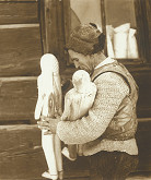 Stanislav Bodorík – Štefan Siváň s plastikami Adama a Evy 