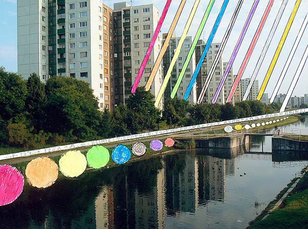 Stanislav Filko – RETROOQS.F. (projeketart k projektu 12 farieb skutočnosti – RETRQ = HAPPSOCSF,  Bratislava, Petržalka) 