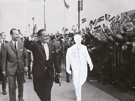 Stanislav Filko – Bez uvedenia názvu (K návrhu do súťaže o pamätník protitotalitného vystúpenia ’68 – k nedožitým 80. narodeninám A. Dubčeka) 