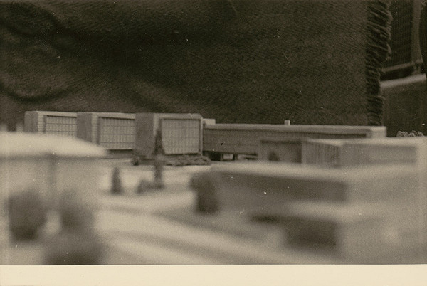 Vladimír Dedeček – Vysoká škola poľnohospodárska v Nitre. Návrh na areál školy v lokalite Nitra - Žrebčín. Model. 