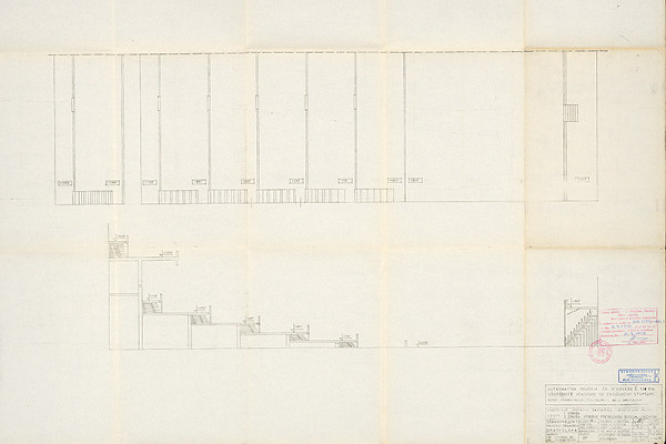 Vladimír Dedeček – Viacúčelové výstavné zariadenie v Bratislave – Petržalke. 1. etapa, 2. stavba: výrobno-prevádzková budova Incheba. Úvodný projekt. Hľadisko s vysúvacími stupňami. M 1:100. 