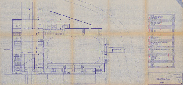 Vladimír Dedeček – Cvičná ľadová plocha a stredisko údržby v Ostrave. Projektová úloha. Pôdorys p-1. M 1:200. 