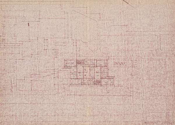 Vladimír Dedeček – Obvodný súd v Bratislave – Dúbravke (Záluhy).  Pôdorys p +2. M 1:500. 