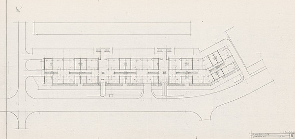 Vladimír Dedeček – Hromadné garáže v Bratislave – Petržalke – Dvory II. Štúdia. Pôdorys podlažia +2. M 1:500. 