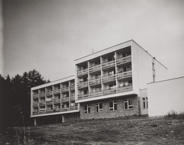 Rajmund Müller – Liečebňa J. Wolkra v Tatranskej Polianke. Celkový pohľad. 