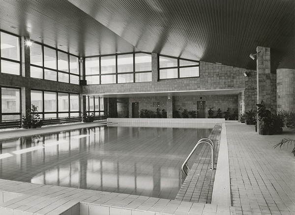 Josef Struhař, Tibor Majláth, Rajmund Müller – Rehabilitačno-rekreačné zariadenie Považských strojární v Starej Lesnej. Plaváreň 