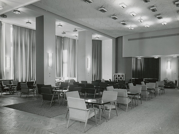 Bohumil Kotas, Rajmund Müller – Hotel Thermia Palace v Piešťanoch. Interiér haly 
