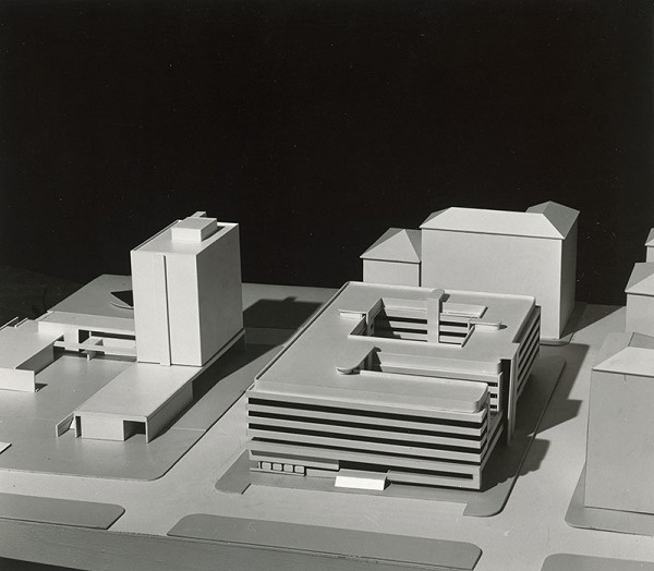 Ľudovít Jendreják, Ladislav Kušnír, Vladimír Husák, Ján Šilinger, Peter Puškár, Rajmund Müller – Obchodné zastupiteľstvo v Moskve. Model. 