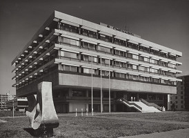 Ferdinand Konček, Iľja Skoček, Ľubomír Titl, Rajmund Müller – Podniky zahraničného obchodu v Bratislave.  