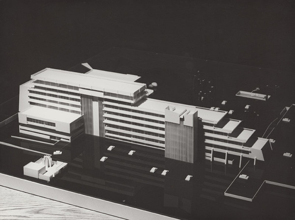 Rajmund Müller – Zväz výrobných družstiev v Bratislave.  Model. 