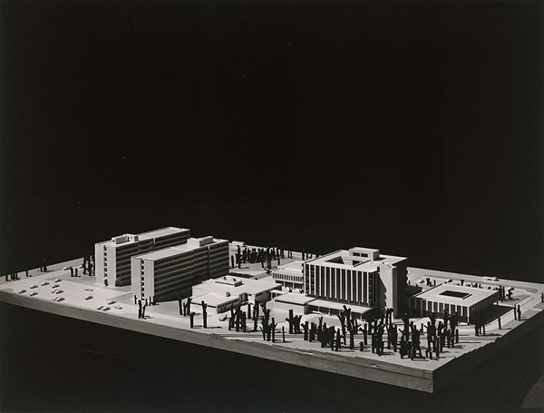 Rajmund Müller – Celulózo – papierenský kombinát v Ružomberku. Model. 