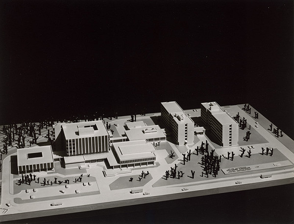 Teodor Engliš, Ladislav Komlóssy, Dušan Mázik, Rajmund Müller – Celulózo – papierenský kombinát v Ružomberku. Model.