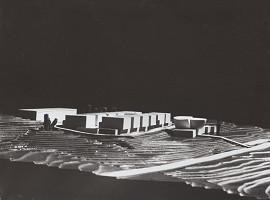 Dušan Kuzma, Rajmund Müller – Vysoká škola výtvarných umení na Drotárskej ceste v Bratislave. Model súboru stavieb. 