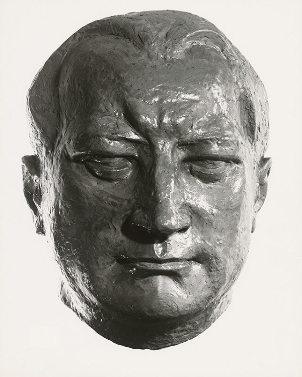 Rajmund Müller, Pavel Mikšík, Jozef Horváth – Pamätník Vladimíra Clementisa v Tisovci. Model. Busta 