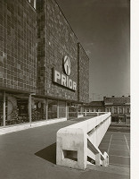 Pavel Lichard, Ivan Matušík, Pavel Čížek, Viera Lichardová, Rajmund Müller – Obchodný dom Prior v Nitre. Detail exteriéru 