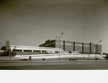 Pavel Lichard, Ivan Matušík, Pavel Čížek, Viera Lichardová, Rajmund Müller – Obchodný dom Prior v Nitre. Celkový pohľad 