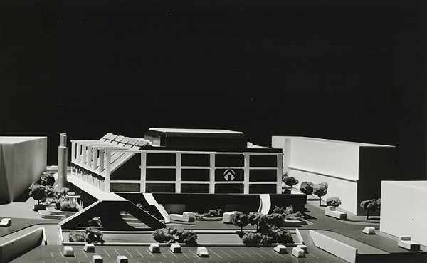 Rajmund Müller – Obchodný dom v Prešove. Model. 