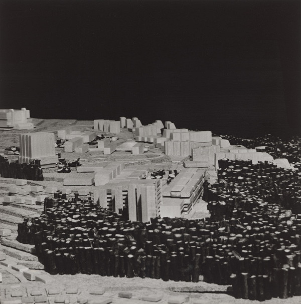 Rajmund Müller – Výstavba v okolí Horského parku. Model.  