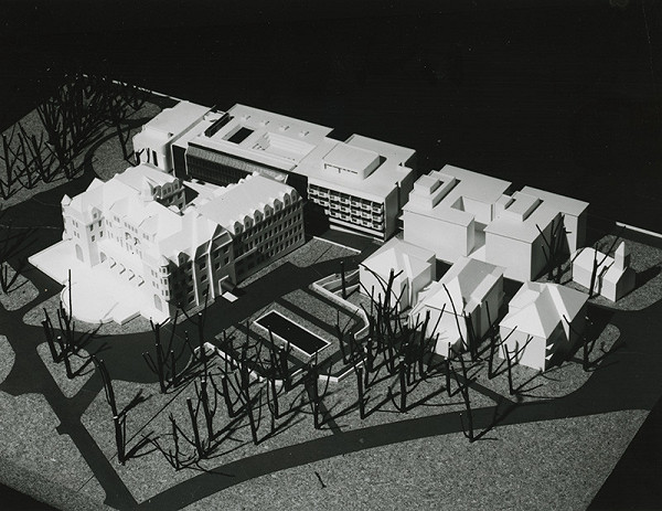 Rajmund Müller – Mestská časť v kúpeľoch Piešťany. Model.