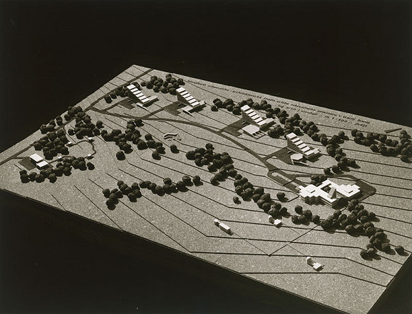 Josef Struhař, Rajmund Müller – Urbanisticko-architektonická štúdia rekreačného areálu v Starej Lesnej. Model.  