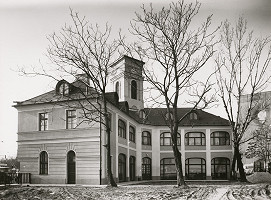 Jelica Janotová, Rajmund Müller – Stanica konskej železnice v Bratislave. Zadný pohľad. 