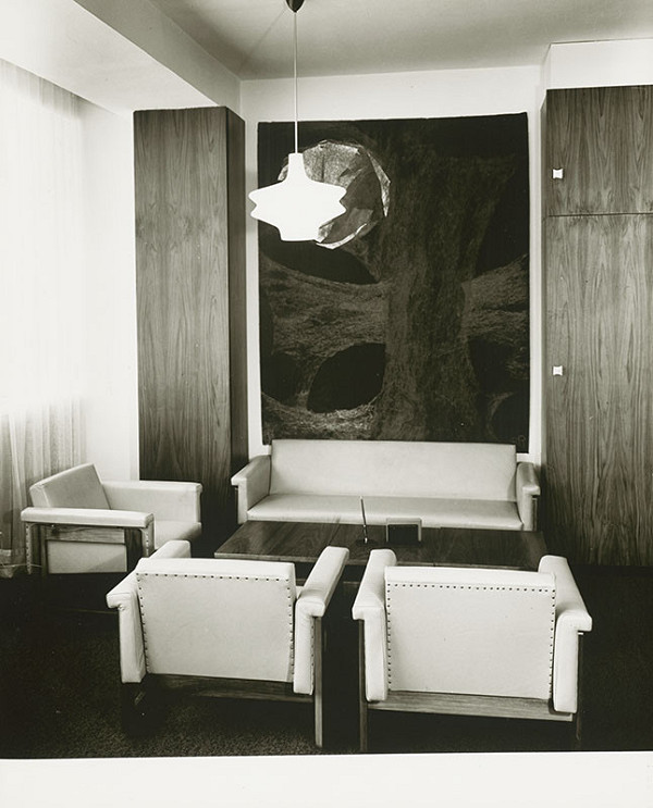 Ferdinand Konček, Iľja Skoček, Ľubomír Titl, Rajmund Müller – Konzulárne vilky OSN v Bratislave.  