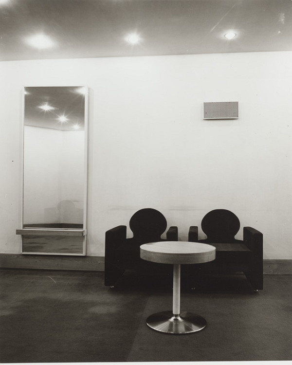 Rajmund Müller – Historická budova Slovenského národného divadla v Bratislave. Bufet. 