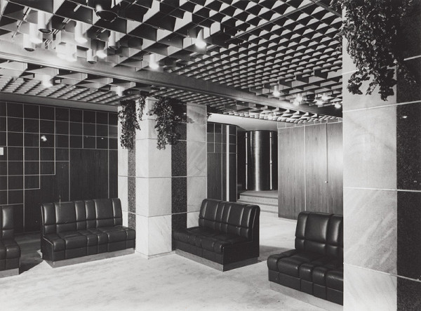 Ferdinand Zbuško, Rajmund Müller – Divadlo Nová scéna v Bratislave.  