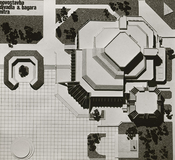 Juraj Hlavica, Márius Žitňanský, Štefánia Rosincová, Rajmund Müller – Divadlo Andreja Bagara v Nitre.  