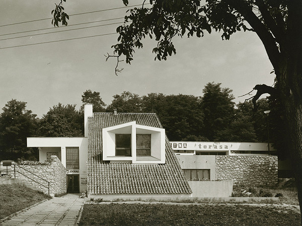 Tibor Risztvey, Rajmund Müller – Motorest v Moldave nad Bodvou. Celkový pohľad.