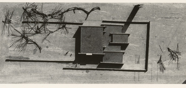 Ferdinand Milučký – Krematórium a urnový háj v Bratislave. Model finálneho návrhu. 