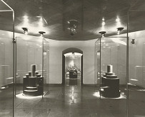 Ferdinand Milučký, Peter Bouda, Ivan Masár, Askold Žáčko – Klenotnica na Bratislavskom hrade. Priehľad spodným podlažím. 